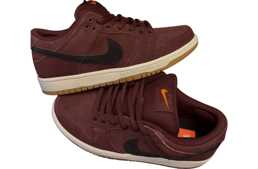 Nike SB Dunk Low Burgundy Crush / Black