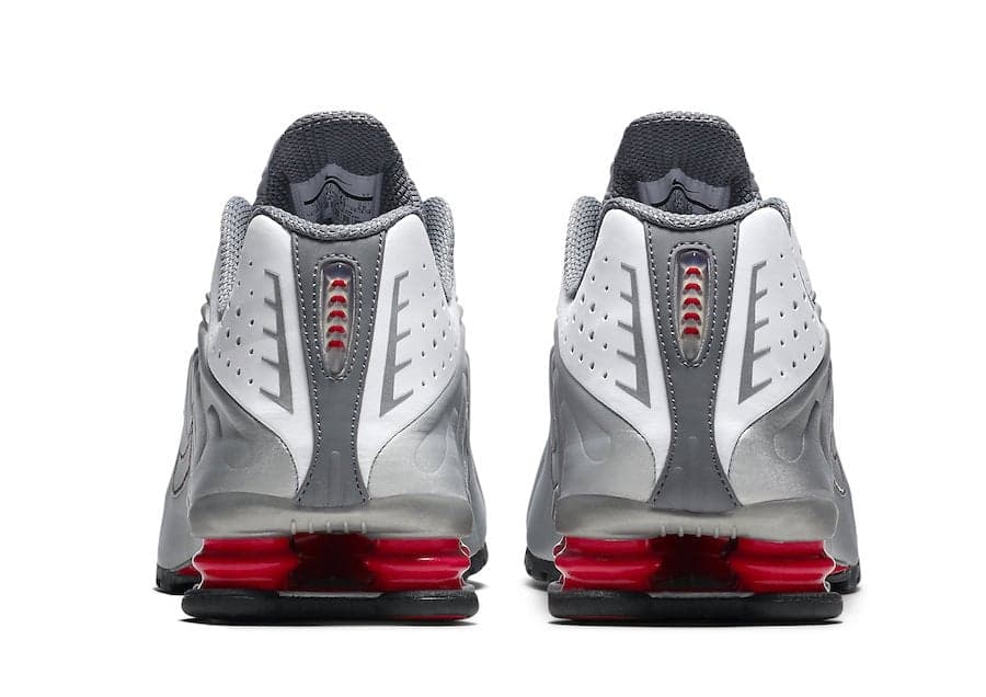 Shox R4 Retro 'Comet Red' 2019