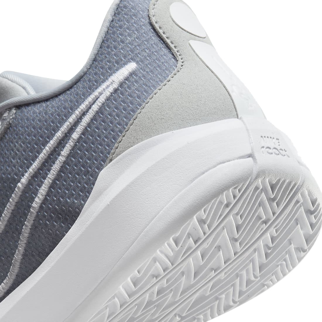 (WMNS) Nike Sabrina 1 TB 'Wolf Grey' FQ3391-010