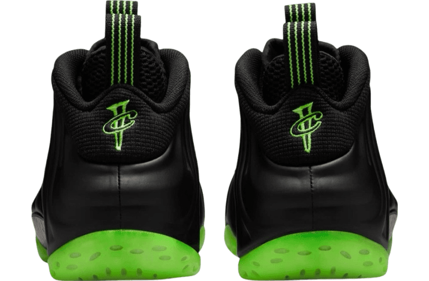 Air Foamposite One 'Black Volt'
