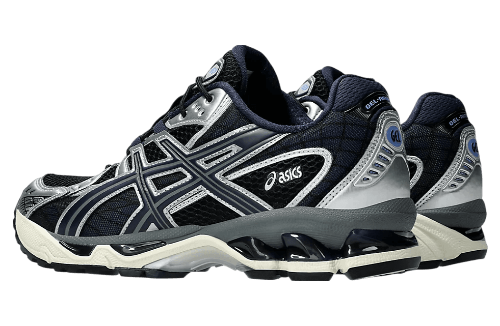 Gel Nimbus 10.1 'Black Midnight'