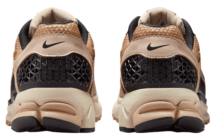 Air Zoom Vomero 5 'Sanddrift'