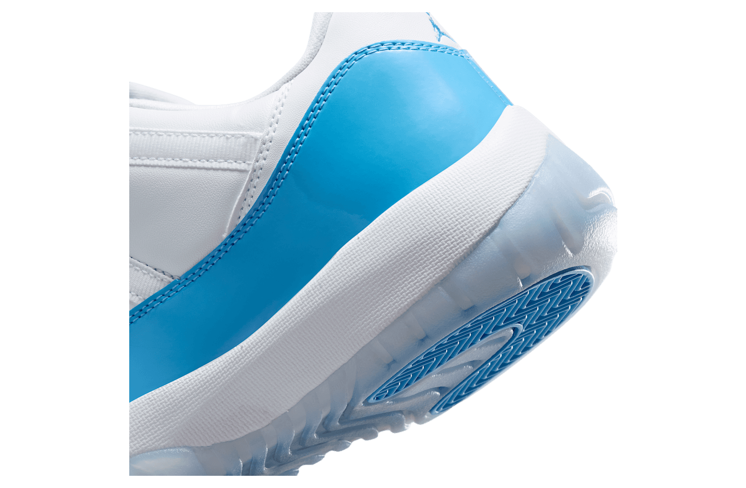 Jordan 11 Retro Low 'UNC' 2026