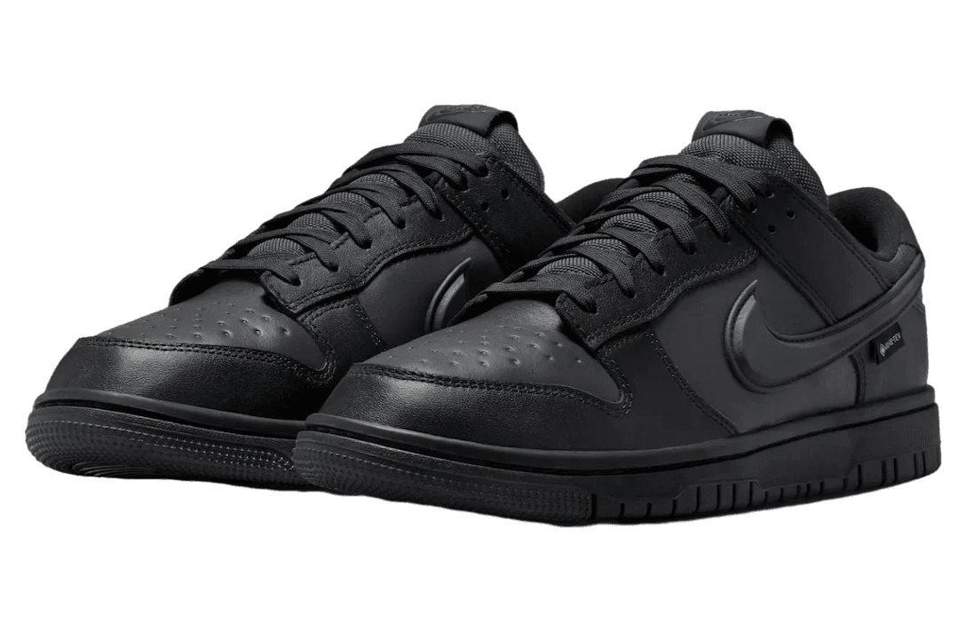 Dunk Low GORE-TEX 'Triple Black'